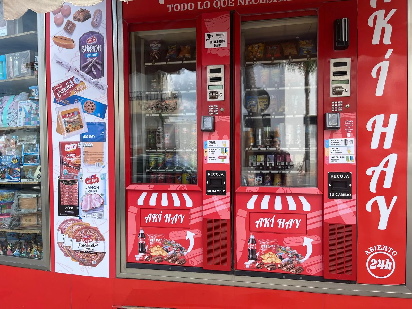 Vinilado de máquinas expendedoras para Rotulación de máquinas expendedoras Aki Hay